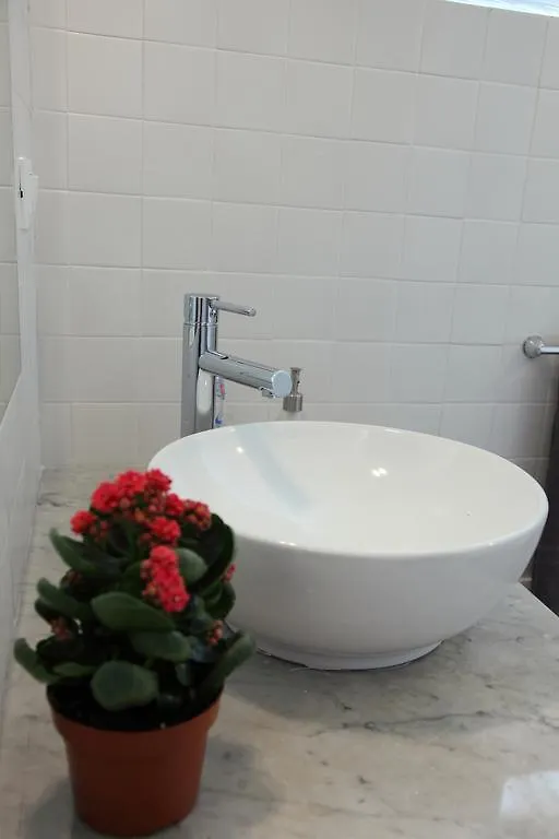 B&B Giulio Cesare 24 Palermo Bed & Breakfast
