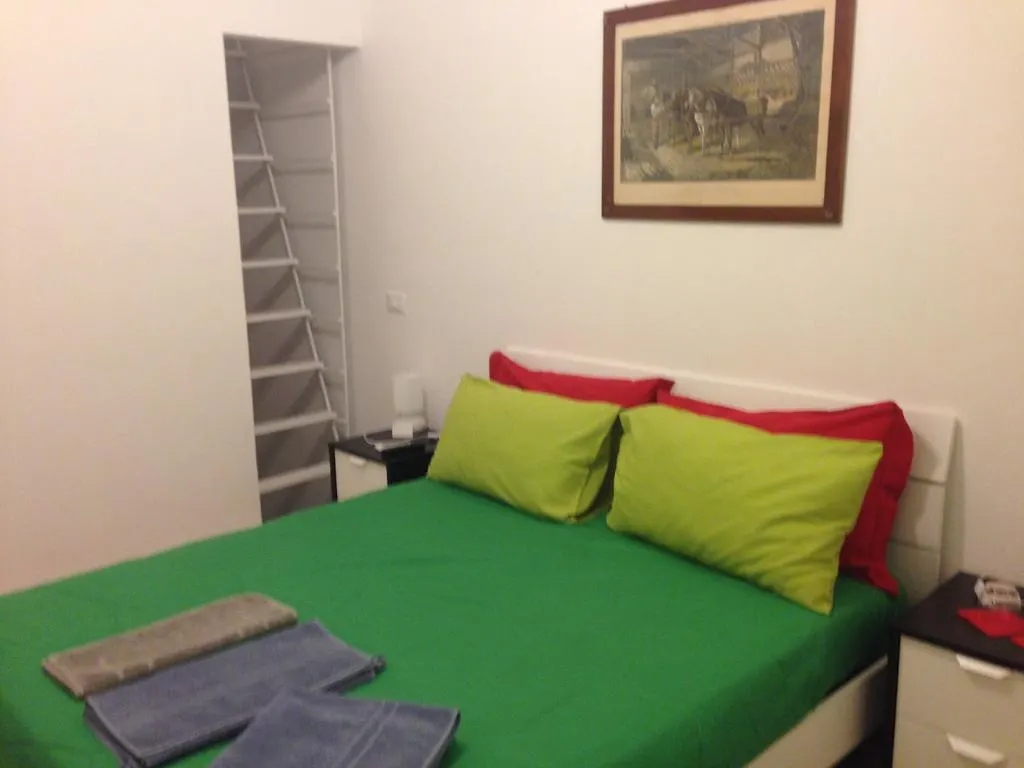 B&B Giulio Cesare 24 Palermo 2*,  Italia